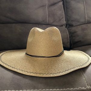 Tassel detail sun hat